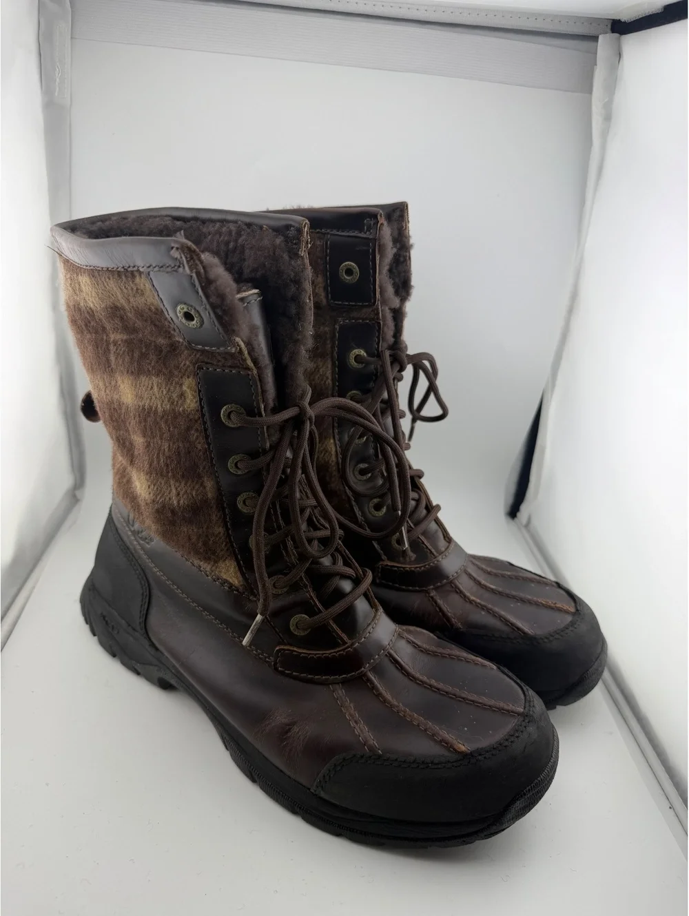 UGG Butte Plaid 3254 Winter Boots, Men's Sz 10